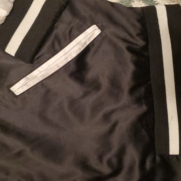XL Jr Jacket - Picture 2 of 4
